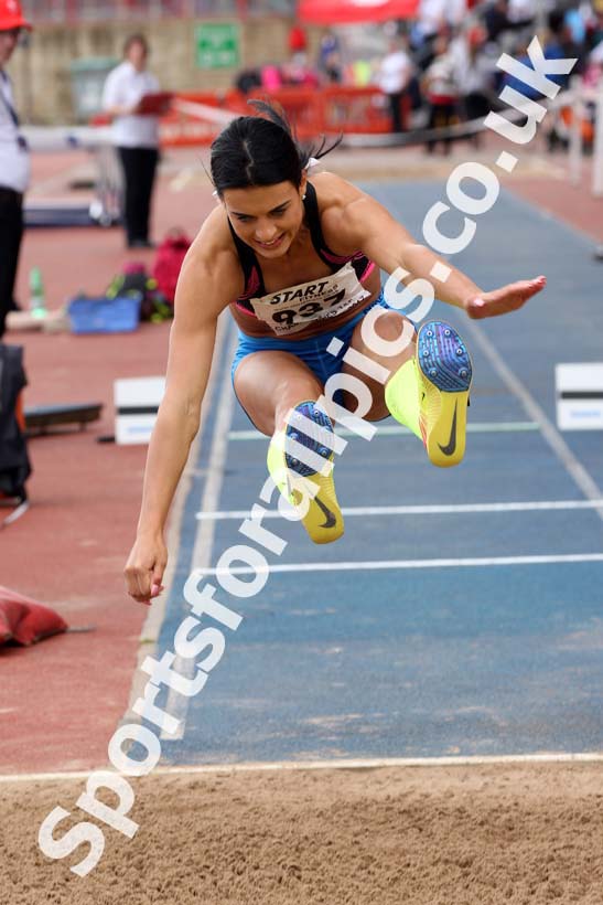 Womens senior triple jump, North Eastern Champs, Gateshead Stadium. Photo: David T. Hewitson/Sports for All Pics